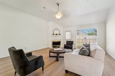 9618 Meadowchase Court, Houston, TX 77065 - Photo 4