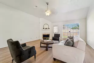 9618 Meadowchase Ct, Houston, TX 77065 - Photo 4