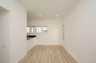 1395 Arlington St, Houston, TX 77008 - Photo 12