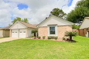 7410 Shoshone Dr, Baytown, TX 77521 - Photo 2