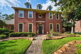 5 Hidden Pond Pl, The Woodlands, TX 77381 - Photo 2