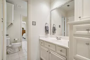 2 Lenox Hill Dr, The Woodlands, TX 77382 - Photo 48