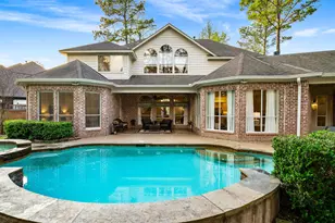 2 Lenox Hill Dr, The Woodlands, TX 77382 - Photo 34