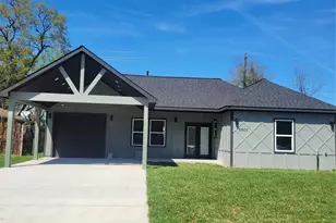 5807 Doulton Dr, Houston, TX 77033 - Photo 2