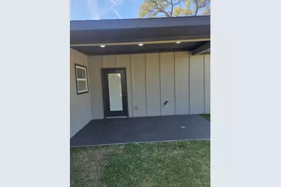 5807 Doulton Drive, Houston, TX 77033 - Photo 4