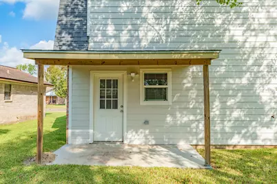 107 Maple Street, Lake Jackson, TX 77566 - Photo 20