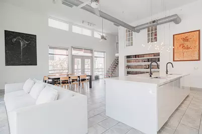 1901 Post Oak Boulevard #4102, Houston, TX 77056 - Photo 1
