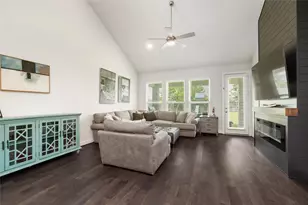 314 Cavil Barrier Ln, La Porte, TX 77571 - Photo 10