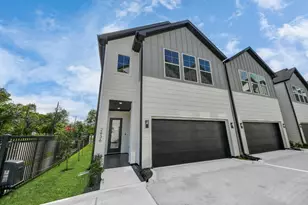 2436 & 2434 Harrington St, Houston, TX 77026 - Photo 4