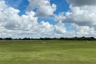 4226 Highwood Dr, Rosenberg, TX 77471 - Photo 2