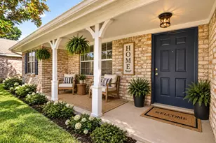 5222 Creekview Dr, La Porte, TX 77571 - Photo 2