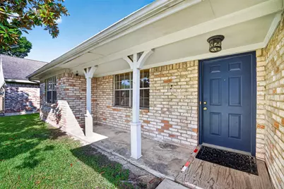 5222 Creekview Drive, La Porte, TX 77571 - Photo 2
