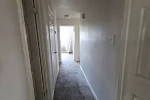 8710 Parkway Forest Dr, Houston, TX 77044 - Photo 4