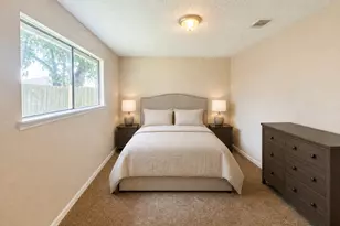 8710 Parkway Forest Dr, Houston, TX 77044 - Photo 28