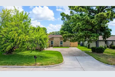 8710 Parkway Forest Drive, Houston, TX 77044 - Photo 1