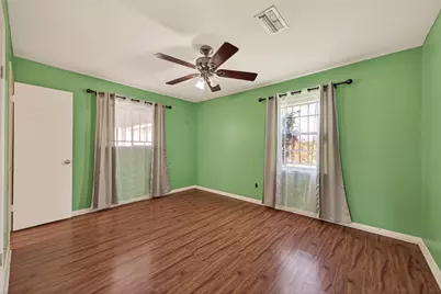 8106 Northline Drive, Houston, TX 77037 - Photo 20