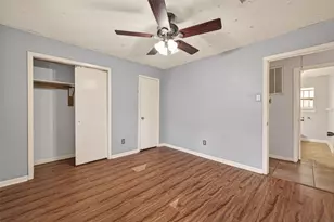 8106 Northline Dr, Houston, TX 77037 - Photo 32