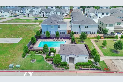 12016 Royal Oaks Banner Way, Houston, TX 77082 - Photo 36