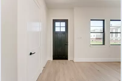 12016 Royal Oaks Banner Way, Houston, TX 77082 - Photo 4