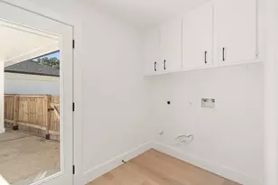 7631 Westwind Ln, Houston, TX 77071 - Photo 18