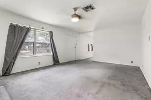 935 Creager St, Houston, TX 77034 - Photo 4