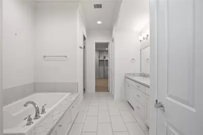 4734 Aftonshire Drive, Houston, TX 77027 - Photo 26