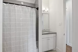 4734 Aftonshire Dr, Houston, TX 77027 - Photo 38