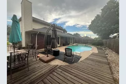 3906 Hazelwood Drive E, Pearland, TX 77584 - Photo 2