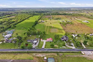 3710 Holy Rd, Crosby, TX 77532 - Photo 32