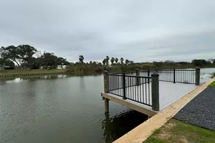 3114 Shady Creek Ln, Oyster Creek, TX 77541 - Photo 14