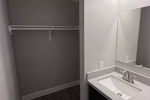 3114 Shady Creek Ln, Oyster Creek, TX 77541 - Photo 4