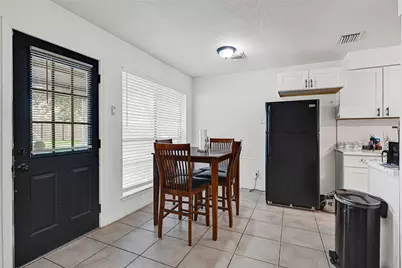 3911 Thistlewood Drive, Pasadena, TX 77504 - Photo 10