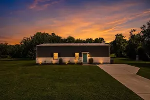 13509 S Bellaire St, Santa Fe, TX 77510 - Photo 4