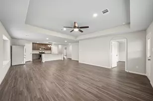 5327 Briana Dee Dr, Rosharon, TX 77583 - Photo 8
