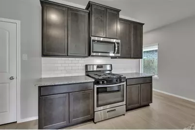 17105 Upland Bent Court, Conroe, TX 77385 - Photo 10