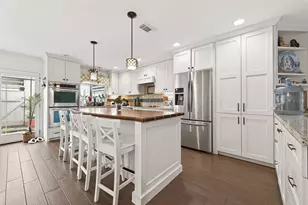 12705 Huntingwick Dr, Houston, TX 77024 - Photo 10