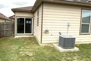 2012 Brandywine Dr, New Braunfels, TX 78130 - Photo 14