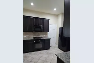 4822 Emerald Bay Circle, Baytown, TX 77523 - Photo 8