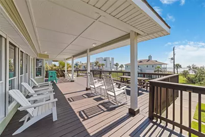 18506 E De Vaca, Galveston, TX 77554 - Photo 1