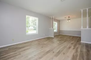 28911 Enchanted Dr, Shenandoah, TX 77381 - Photo 2