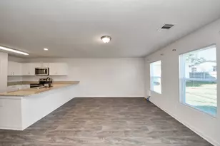 164 Goldenrod, Livingston, TX 77351 - Photo 16