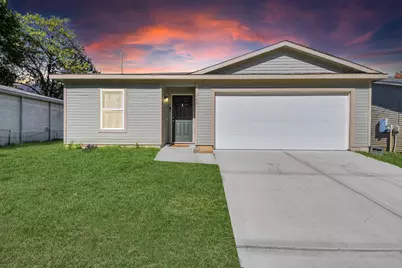 164 Goldenrod, Livingston, TX 77351 - Photo 1