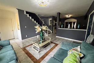 9717 Debbie Ln, Houston, TX 77038 - Photo 4
