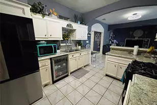 9717 Debbie Ln, Houston, TX 77038 - Photo 32