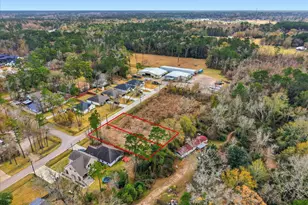 10815 Fairview Dr, Conroe, TX 77385 - Photo 1