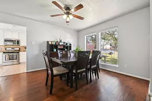 415 Stockbridge Ln, Dickinson, TX 77539 - Photo 12