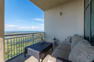 801 E Beach Dr, Galveston, TX 77550 - Photo 12