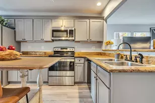 7121 Heards Ln, Galveston, TX 77551 - Photo 12