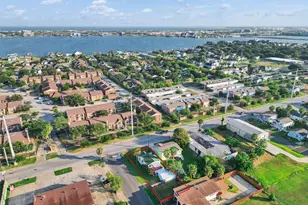 7121 Heards Ln, Galveston, TX 77551 - Photo 28