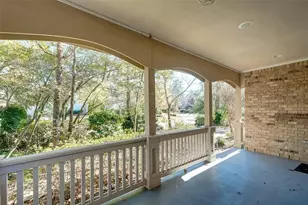 34 N Longsford Cir, The Woodlands, TX 77382 - Photo 4